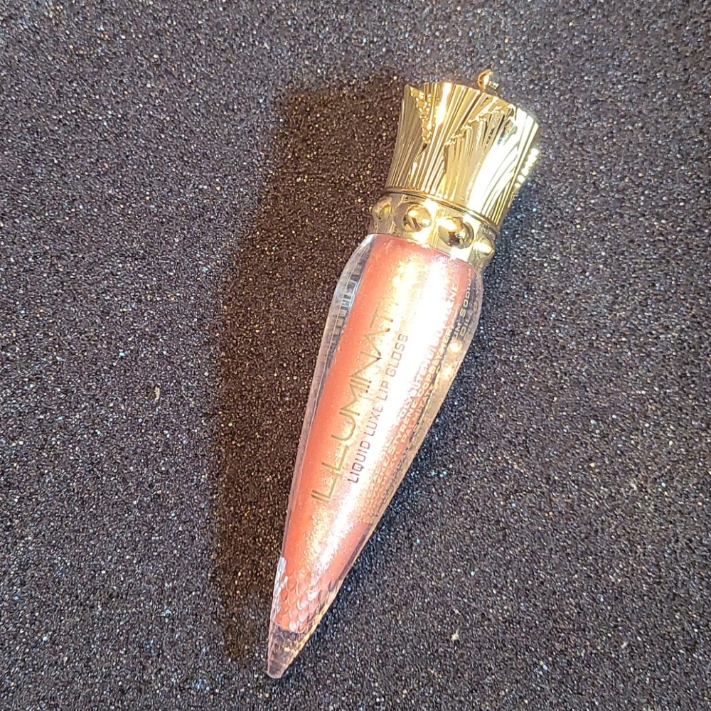 Illuminati Luxe Lip Gloss